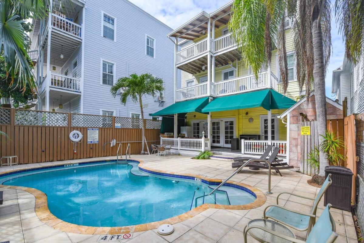 Curry House - Pool, King Bed & Balcony! Room 7 Key West Dış mekan fotoğraf